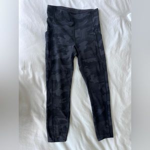 Lululemon size 8 leggings camo print Align